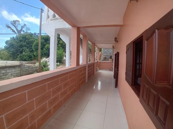 Appartement à louer 4 pièces à Mtsangamboua BANDRABOUA (976)