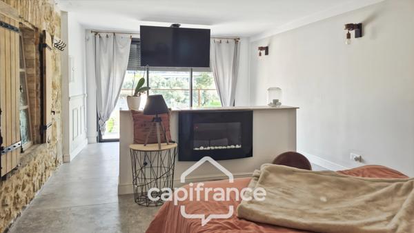 Propriete à vendre 12 pièces ROQUEMAURE 310m²-piscine-spa-sans vis-à-vis- terrain 1225m²