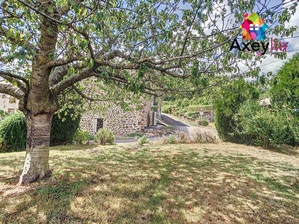Villemontais (42155) A VENDRE - SECTEUR VILLEMONTAIS - MAISON EN PIERRE AVEC 3 CHAMBRES, GRANGE ET TERRAIN