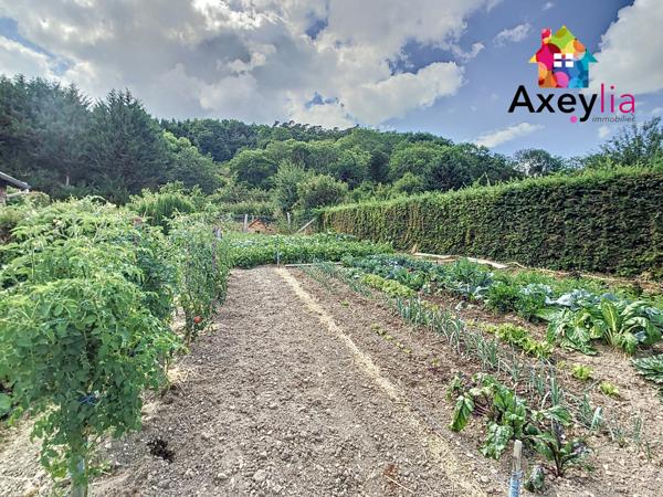 Villemontais (42155) A VENDRE - SECTEUR VILLEMONTAIS - MAISON EN PIERRE AVEC 3 CHAMBRES, GRANGE ET TERRAIN