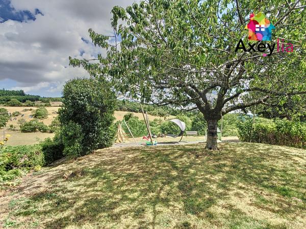 Villemontais (42155) A VENDRE - SECTEUR VILLEMONTAIS - MAISON EN PIERRE AVEC 3 CHAMBRES, GRANGE ET TERRAIN