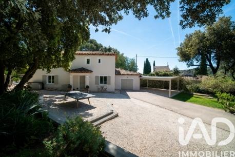 Maison à vendre 7 pièces 185 m² Sanary-sur-Mer