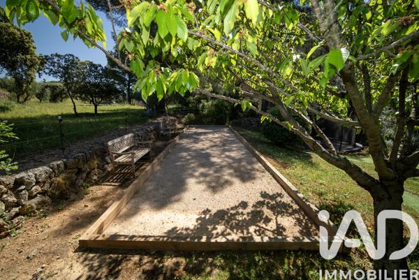 Maison à vendre 7 pièces 185 m² Sanary-sur-Mer