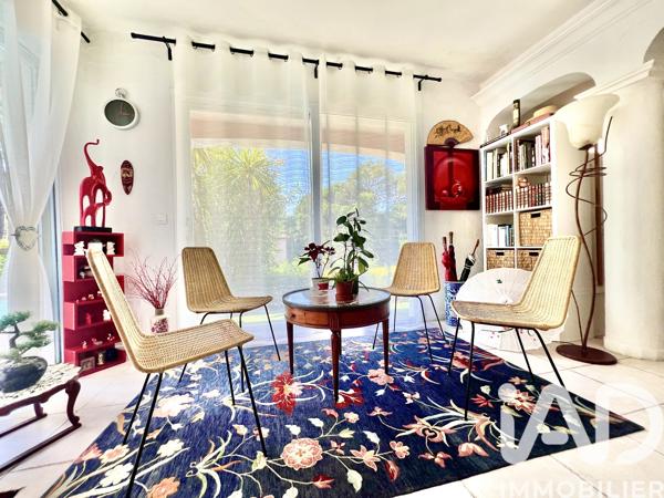 Maison à vendre 5 pièces 140 m² Saint-Raphaël