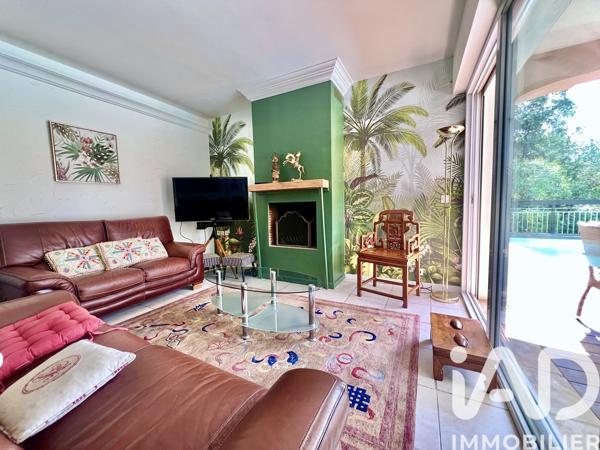 Maison à vendre 5 pièces 140 m² Saint-Raphaël