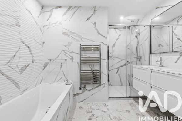 Appartement à vendre 4 pièces 122,57 m² Mandelieu-la-Napoule