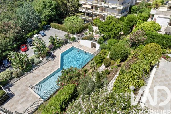 Appartement à vendre 4 pièces 122,57 m² Mandelieu-la-Napoule