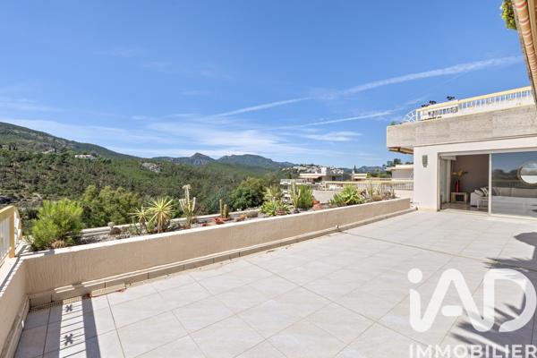 Appartement à vendre 4 pièces 122,57 m² Mandelieu-la-Napoule
