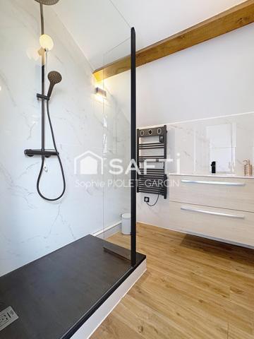 Chalet pied de pistes au calme Montgenèvre exposé sud