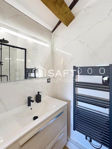 Chalet pied de pistes au calme Montgenèvre exposé sud