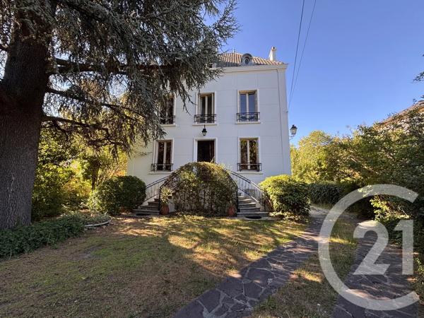 Maison à vendre  9 pièces - 180 m 2   VILLEMOMBLE  - 93