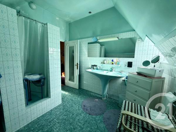 Maison à vendre  9 pièces - 180 m 2   VILLEMOMBLE  - 93
