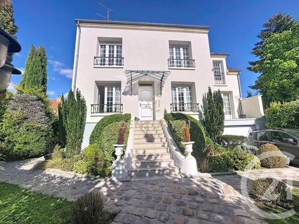 Maison à vendre  9 pièces - 180 m 2   VILLEMOMBLE  - 93