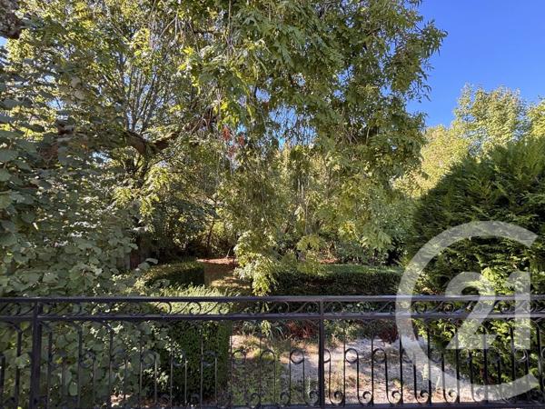 Maison à vendre  9 pièces - 180 m 2   VILLEMOMBLE  - 93