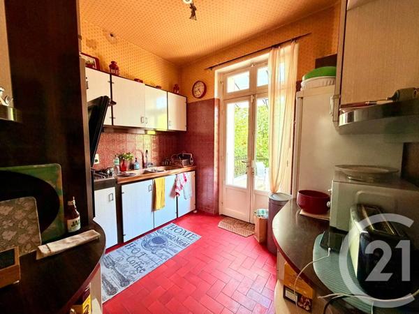 Maison à vendre  9 pièces - 180 m 2   VILLEMOMBLE  - 93