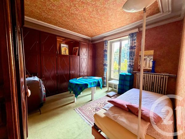Maison à vendre  9 pièces - 180 m 2   VILLEMOMBLE  - 93
