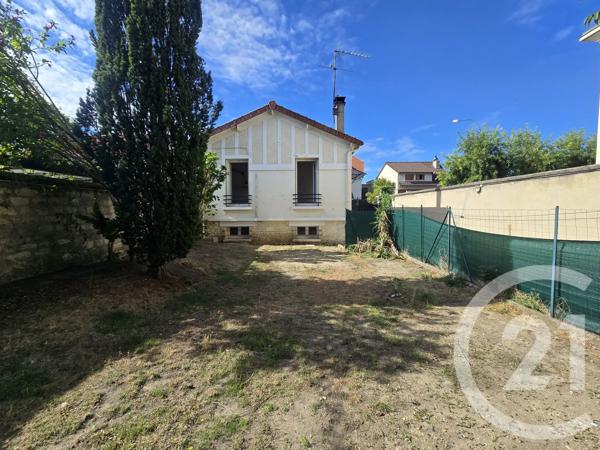 Maison à vendre  6 pièces - 80,31 m 2   ST MAUR DES FOSSES  - 94