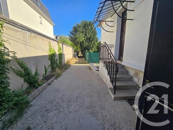 Maison à vendre  6 pièces - 80,31 m 2   ST MAUR DES FOSSES  - 94