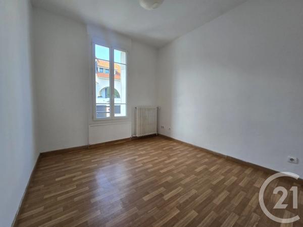 Maison à vendre  6 pièces - 80,31 m 2   ST MAUR DES FOSSES  - 94