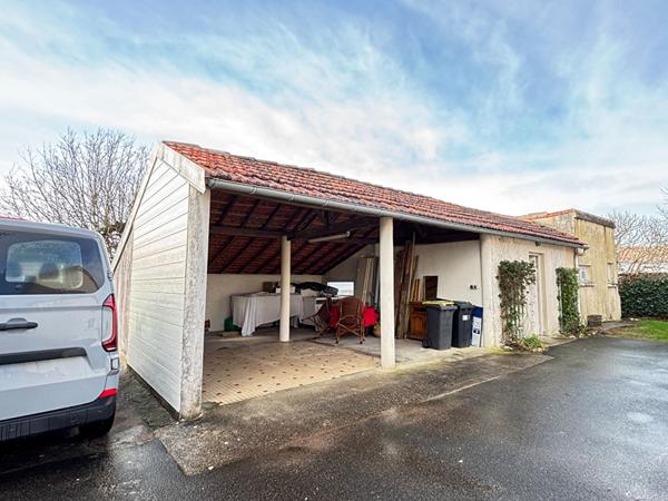 Ensemble immobilier à rénover Vaux sur mer