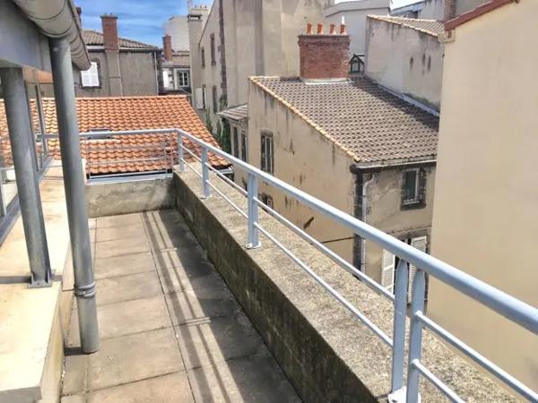 Appartement à louer 2 pièces 64.51m² Clermont-Ferrand (63000)