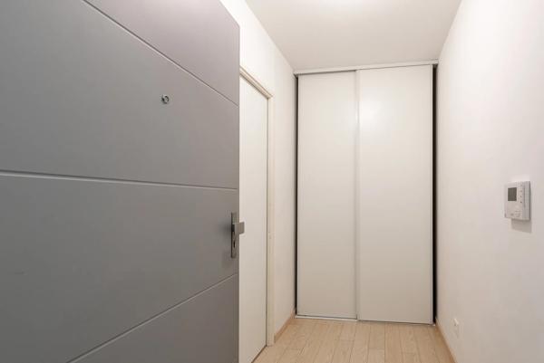 Appartement
         3 pièces
        - 63 m² 218 500 € *
