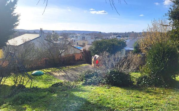 Maison à vendre    6 pièces •  Margency