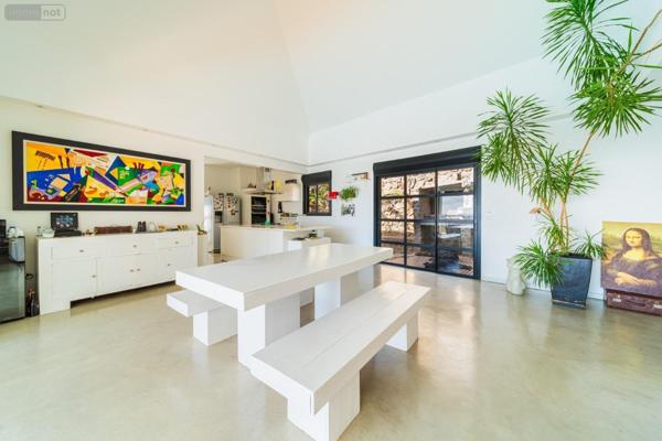 Villa à vendre à La-Saline-Les-Bains à la Réunion (97434), ref : MTLE