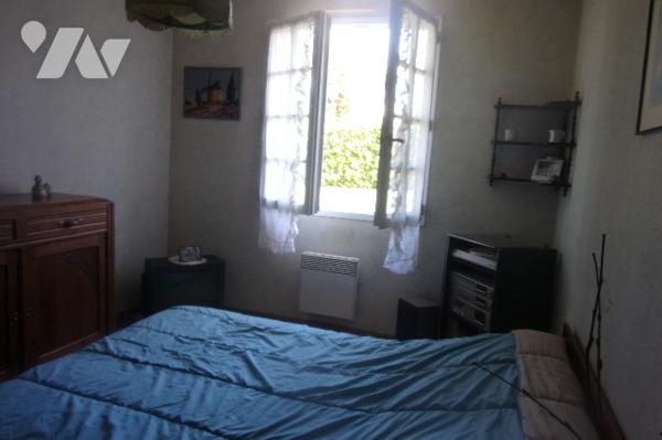 Maison  1 pièce de vie avec cuisine ouverte ,1 salle de bains 3 chambres,1WC, 1 cellier,1 garage