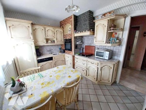 Maison à Vendre à Rennes (35000) en Ille-et-Vilaine (35)

Au coeur d'un lotissement résidenti...