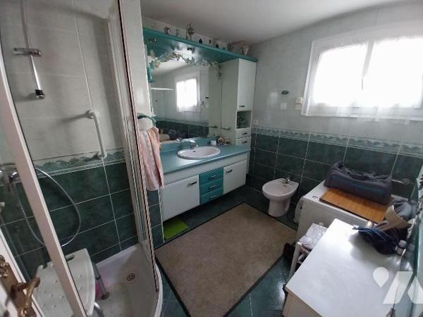 Maison à Vendre à Rennes (35000) en Ille-et-Vilaine (35)

Au coeur d'un lotissement résidenti...