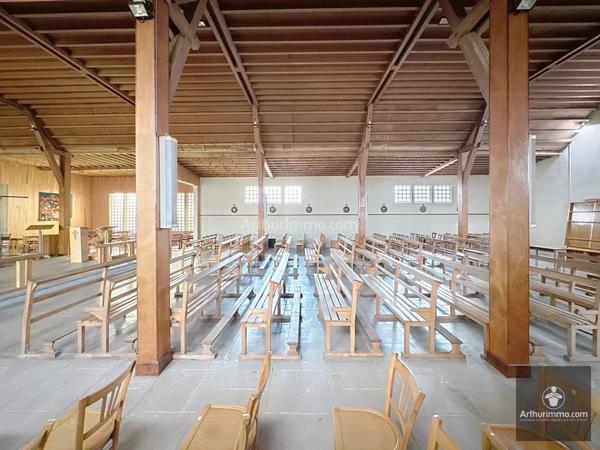 Vente Immeuble 6 pièces 650 m2 à Roanne