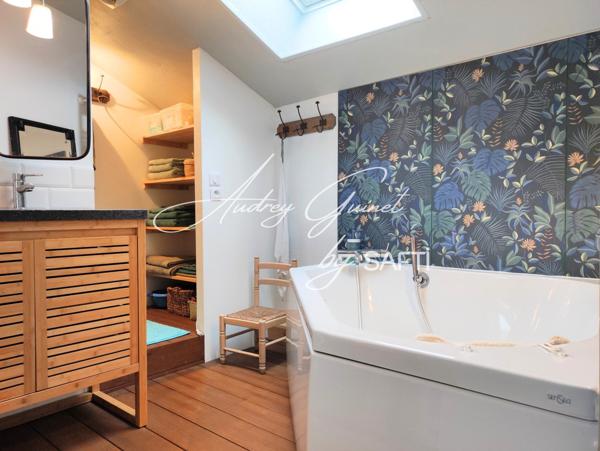 Maison de caractère, avec sa piscine