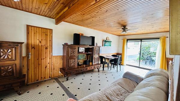 A VENDRE MAISON DE TYPE 4 AVEC JARDIN ET GARAGE - SECTEUR BASSENS , Bassens A VENDRE MAISON DE TYPE 4 AVEC JARDIN ET GARAGE - SECTEUR BASSENS , Bassens