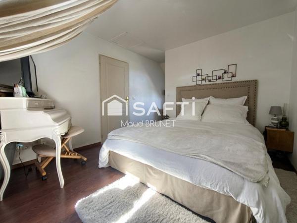 Maison 5 pièces, commoditées à pied