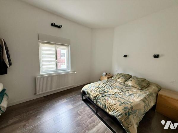 Maison de ville avec cour