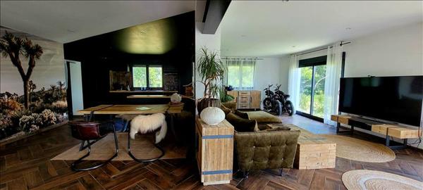 Maison à vendre |  Saint-Georges-des-Coteaux |  4 pièces | 150 m²