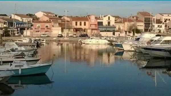 Cote bleue ,Carro plage, Maison 4 pièces de  85 m2 ,face à la mer ,avec grande terrasse et jardin