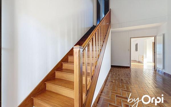 Maison à vendre    4 pièces •  Saint-Éloy-les-Mines