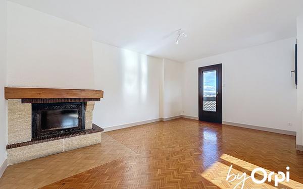 Maison à vendre    4 pièces •  Saint-Éloy-les-Mines