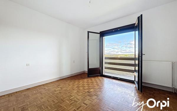 Maison à vendre    4 pièces •  Saint-Éloy-les-Mines