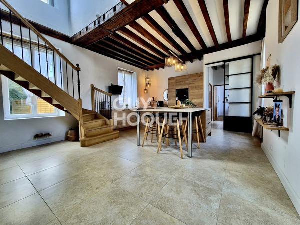 CHARMANTE MAISON DE VILLE RENOVEE 220 m²  AVEC JARDIN