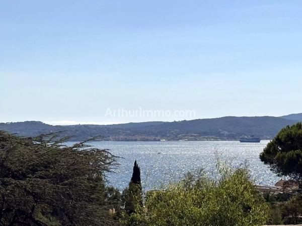 Vente                                                      Appartement
                        
                     4 pièces                      105 m2                     à Sainte-Maxime