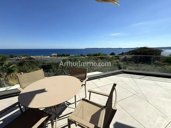 Vente                                                      Appartement
                        
                     4 pièces                      105 m2                     à Sainte-Maxime
