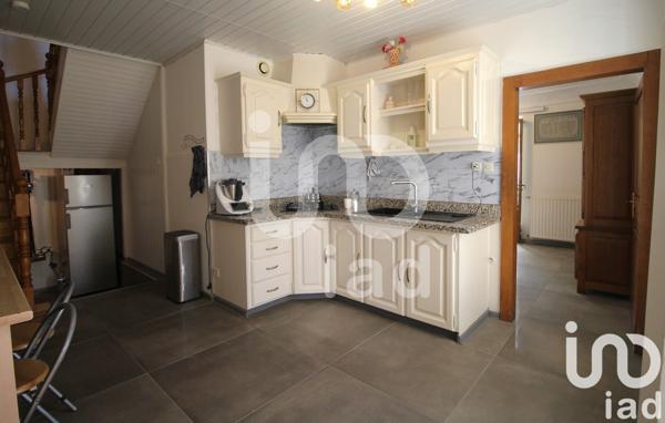 Maison traditionnelle 6 pièces de 119 m² à Luxeuil-les-Bains (70300)