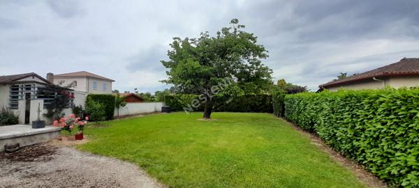 Tres jolie maison renovee avec gout, a deux pas des commodites !