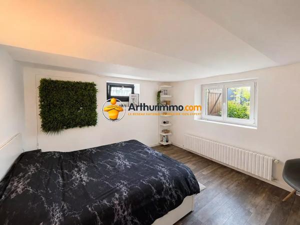 Vente                                                      Maison
                        
                     9 pièces                      220 m2                     à Coulommiers