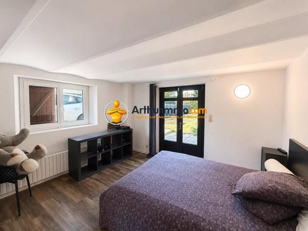 Vente                                                      Maison
                        
                     9 pièces                      220 m2                     à Coulommiers