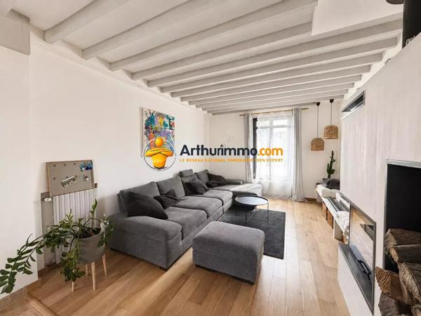 Vente                                                      Maison
                        
                     9 pièces                      220 m2                     à Coulommiers