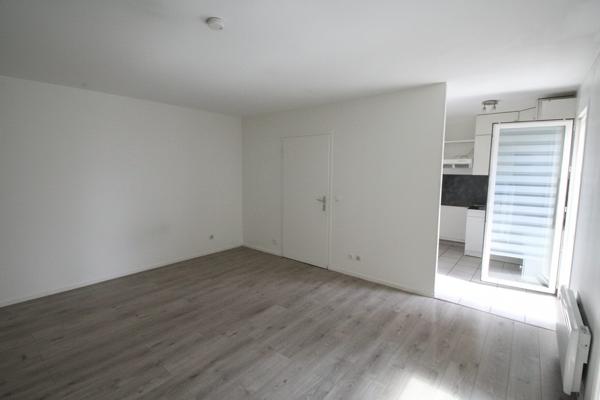 Appartement dans Le Mesnil-Saint-Denis